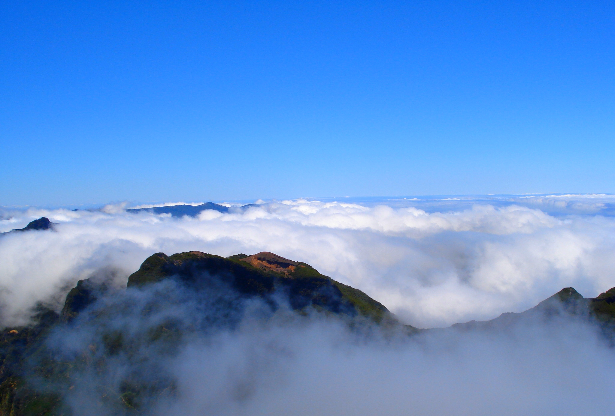 Por encima de las nubes siempre brilla el sol